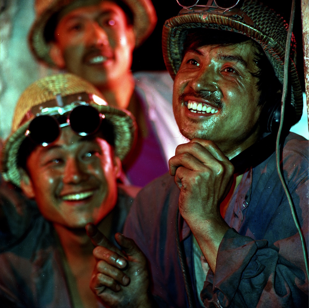 0005-《炉长》-1979 大连钢厂 青年炉.jpg