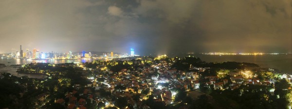 夜色绘卷，鼓浪屿之魅