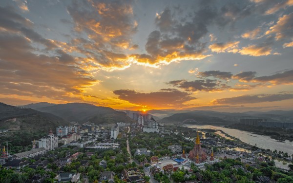 日出告庄西双景