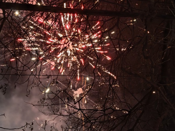 夜空中的不期而遇