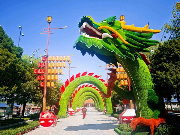 龙亭的秋藏着开封的浪漫