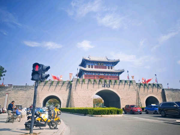 开封城墙安远门